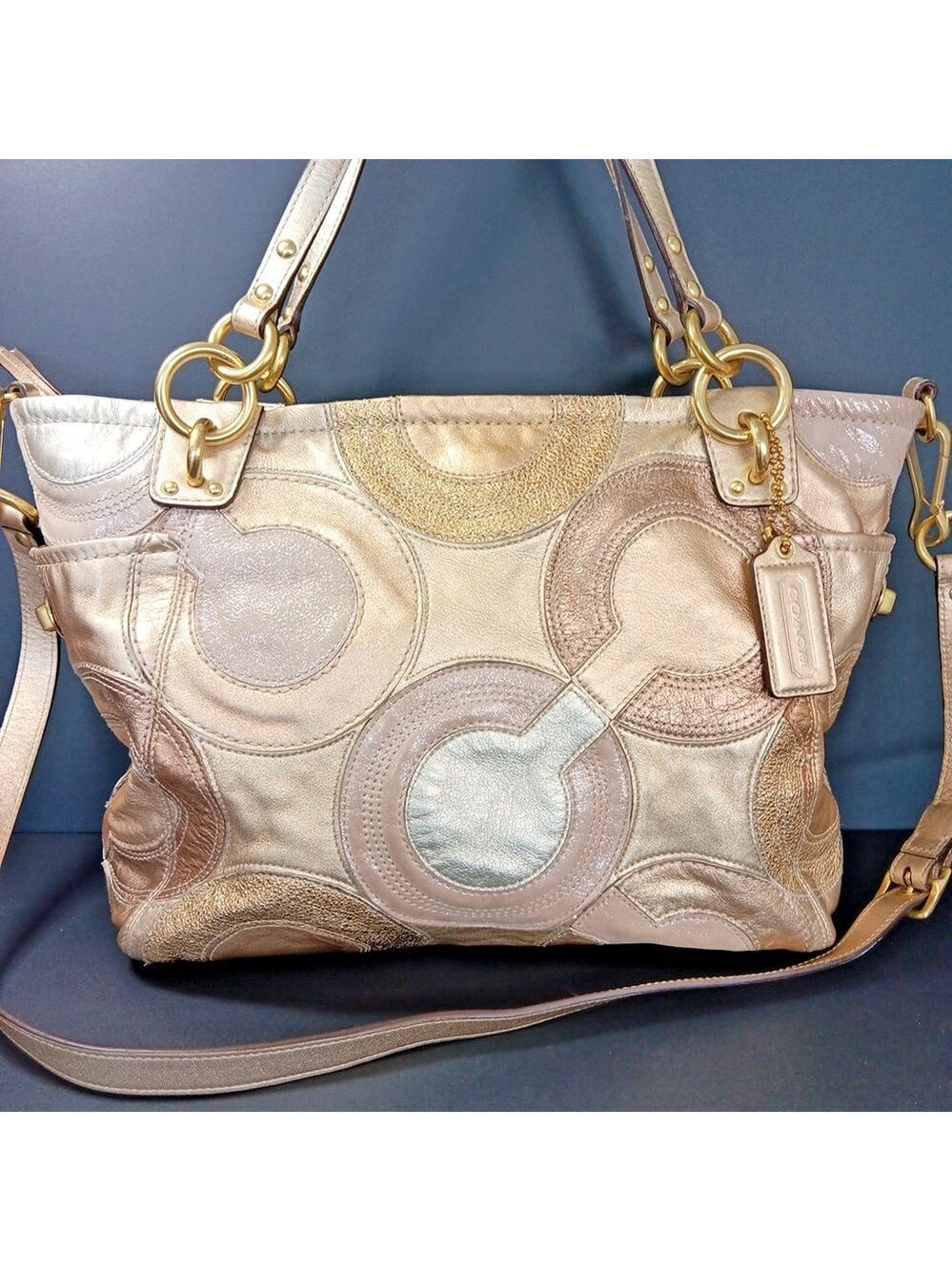 Authenticated Coach M0993-14833 Inlaid Art Shoulder Bag Gold 2009 Vintage Y2K